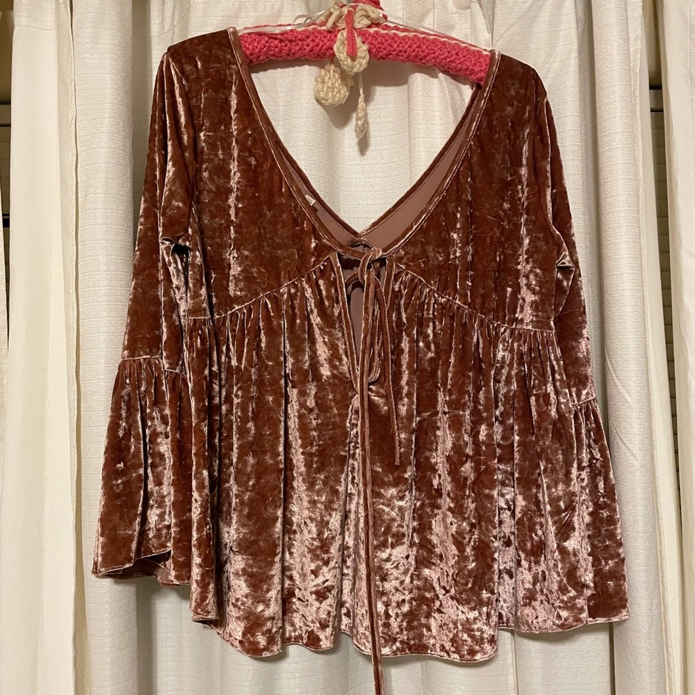 Crushed velvet top